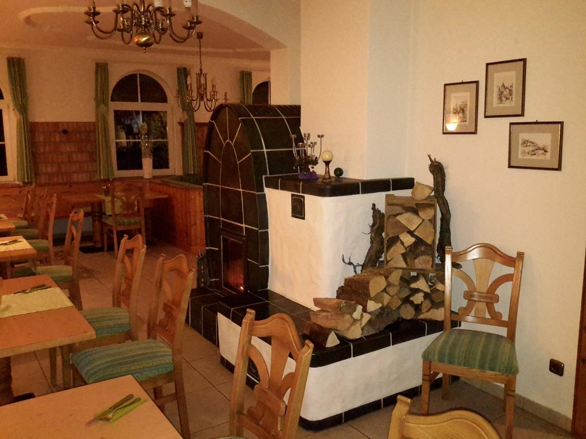 Hotel Gruner Hahn Schippach  ภายนอก รูปภาพ